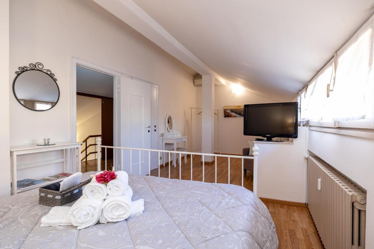 Attico Quarto Di Luna Otel Verona Dış mekan fotoğraf